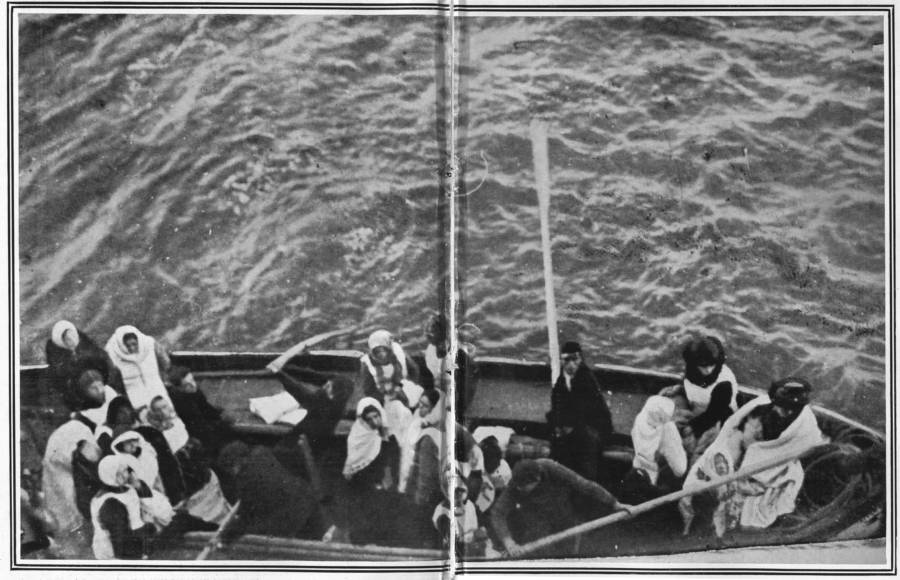 Rare Titanic Sinking Photos Taken Just Before And After It Happened