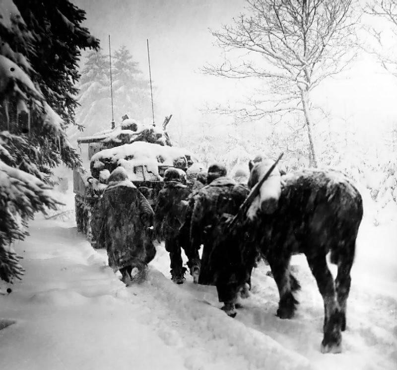 54 Battle Of The Bulge Photos That Capture The Nazis' Last Ditch 