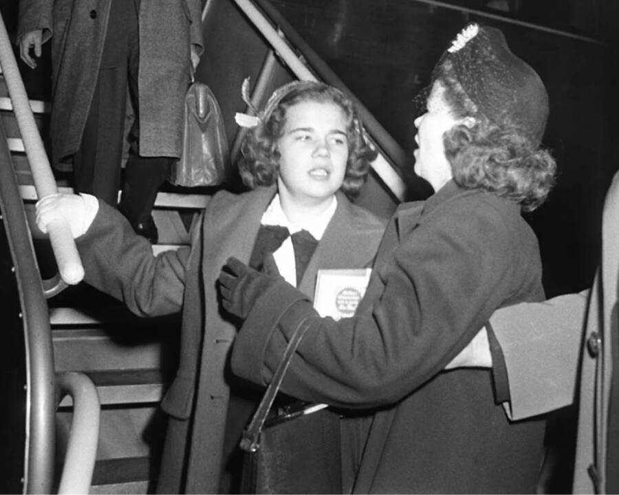 Sally Horner Reunites With Mother Ella Horner