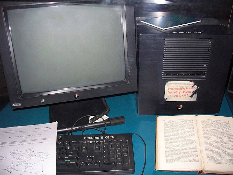 first computer ever made in the world