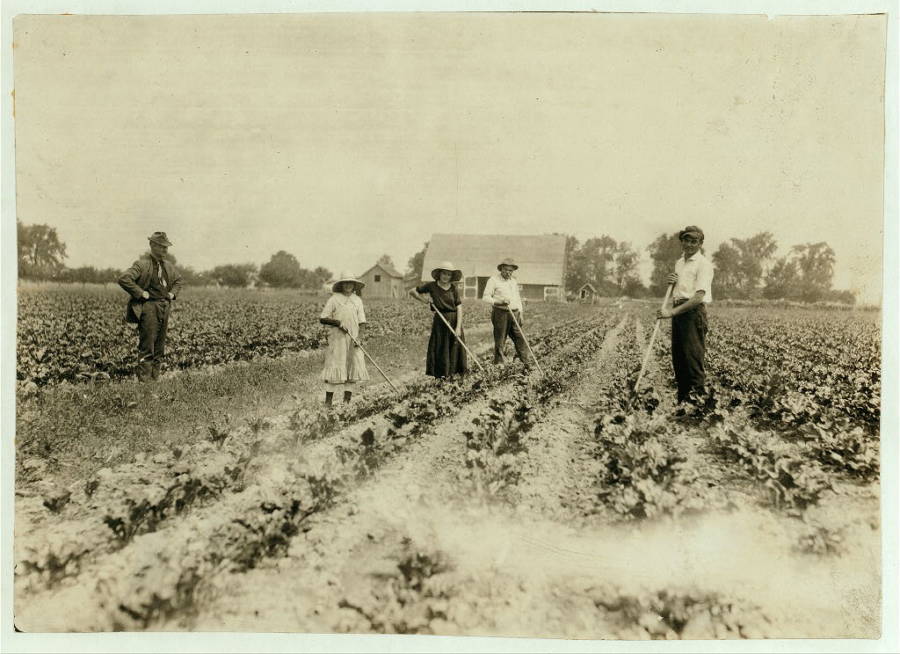 29 Photos Of The Immigrant Laborers Who Helped Build America