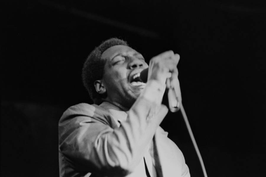 Otis Redding Sings Onstage