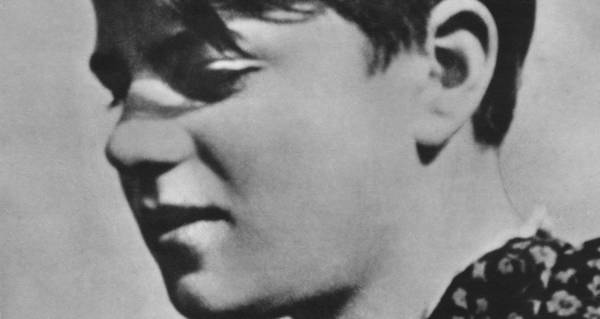 How Sophie Scholls White Rose Movement Fought The Nazis