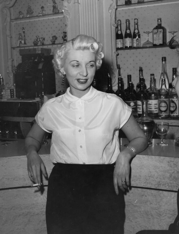 Ruth Ellis At A Bar