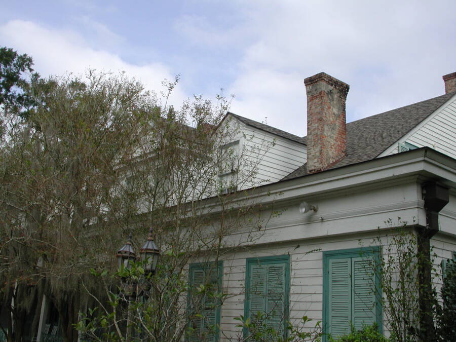 Exterior Of The Myrtles Plantation House
