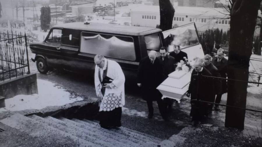 Isdal Woman Funeral
