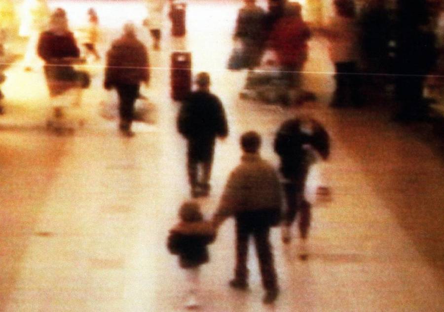 How James Bulger Was Murdered By Robert Thompson And Jon Venables