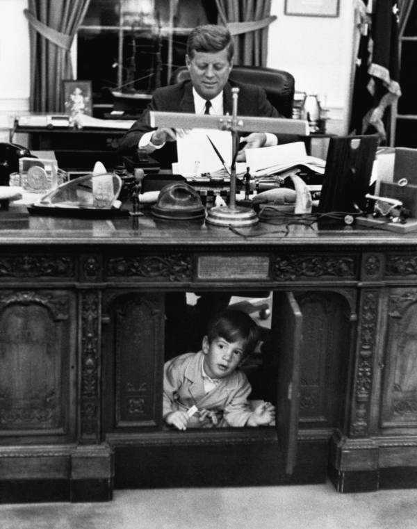 JFK Works In White House
