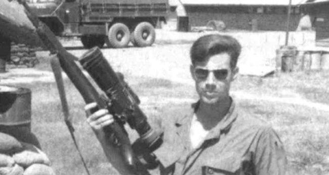 Carlos Hathcock, o atirador mortal da Guerra do Vietnã