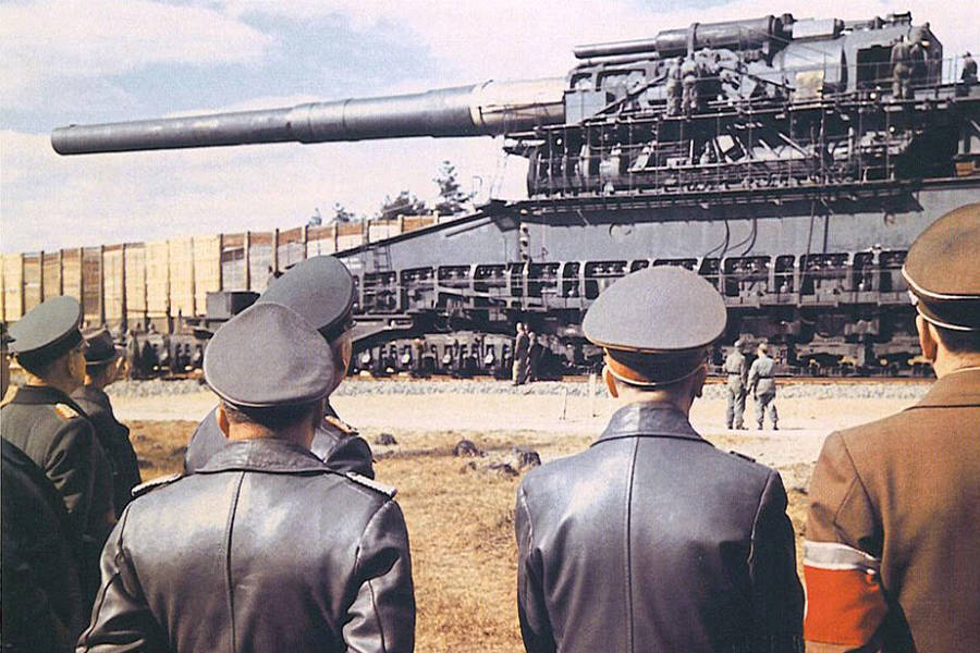 World of Tanks on X: This is the Schwerer Gustav railway gun that