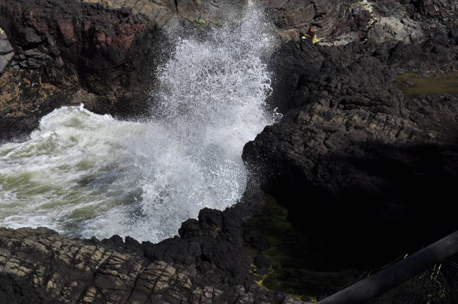 Waves Crashing At Devils Churn