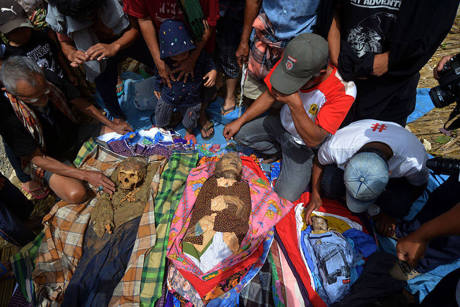 The Fascinating Death Rituals Of Indonesia's Toraja People