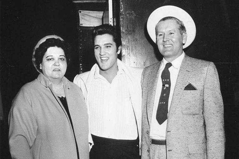 elvis presley parents biography