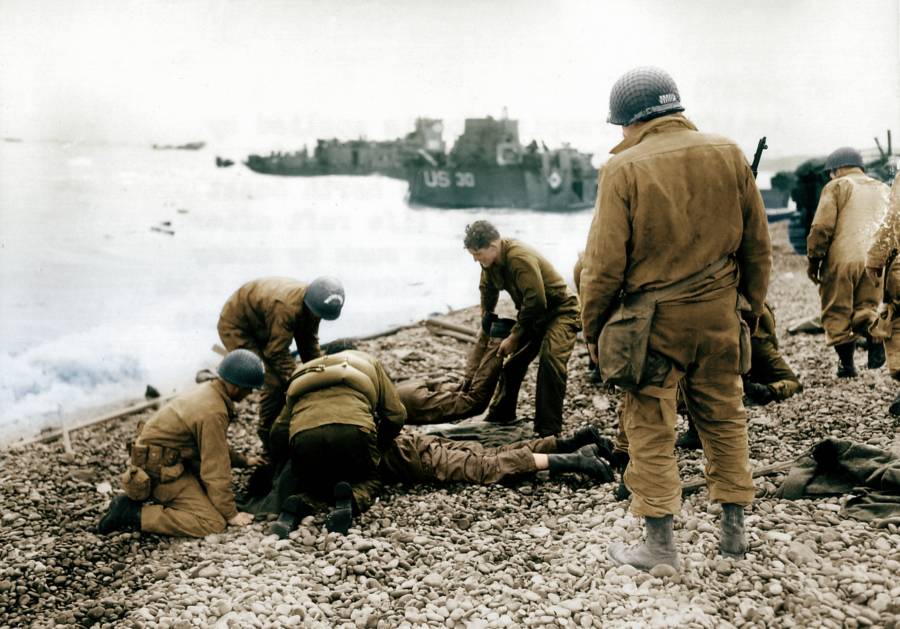 normandy beach world war 2