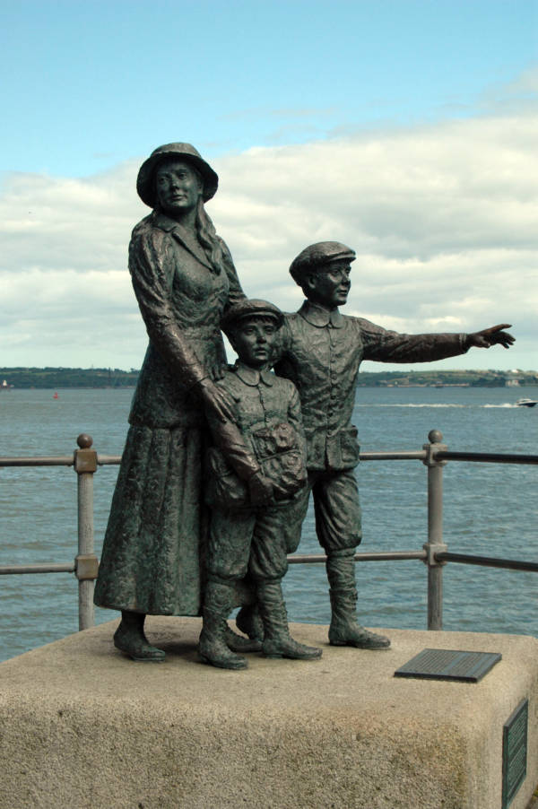 Annie Moore Statue