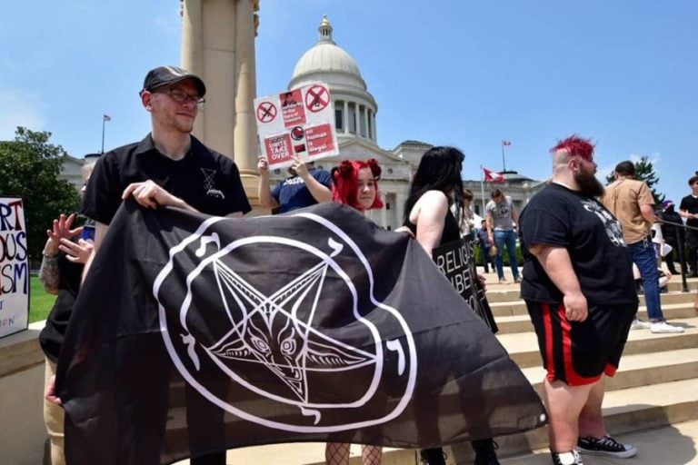 A Satanic Monument Was Just Erected In Front Of Arkansas' State Capitol