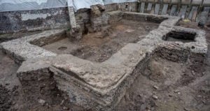 Cologne Public Library