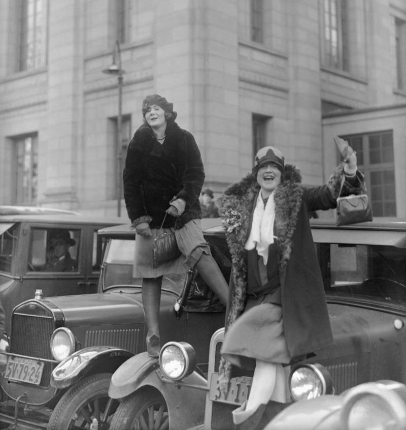 Flappers: Photos And Stories That Capture The Jazz Age It Girls In Action