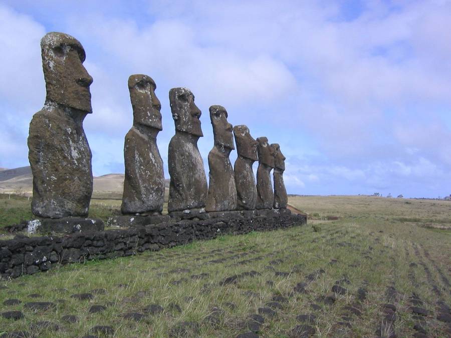 Moai Statues