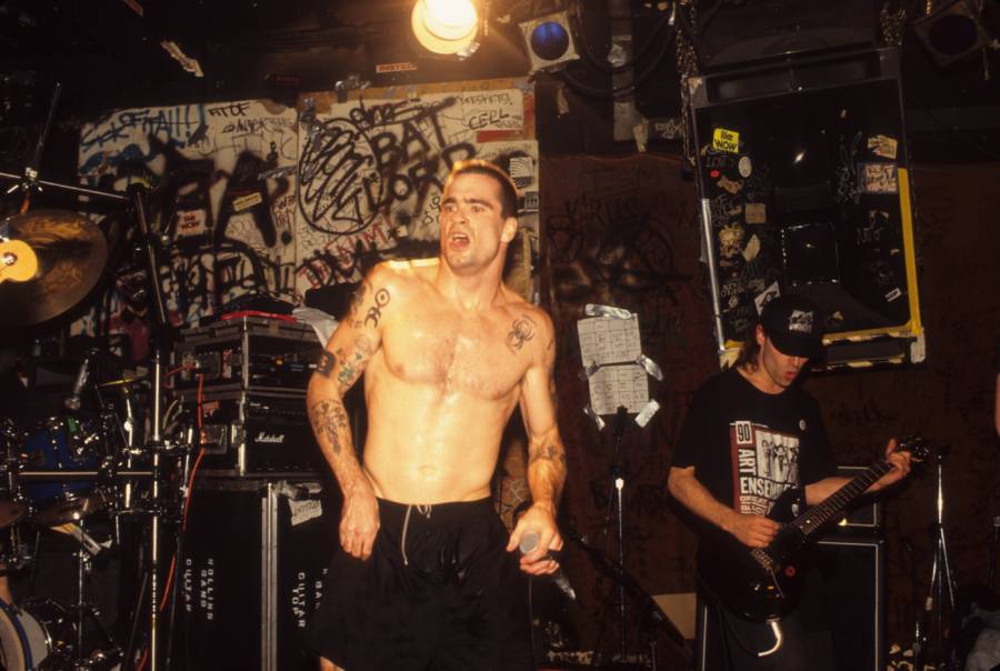 CBGB: 33 Photos From The Heyday Of New York City Punk Rock