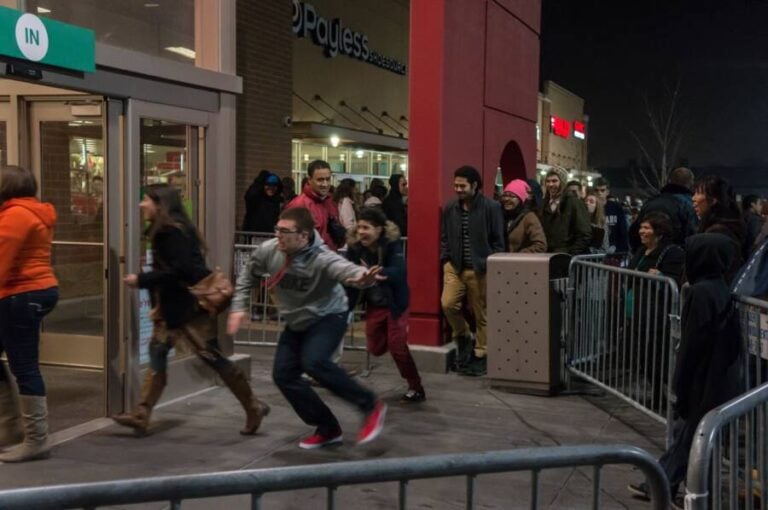 10 Black Friday Deaths And The Horrifying Stories Behind Them