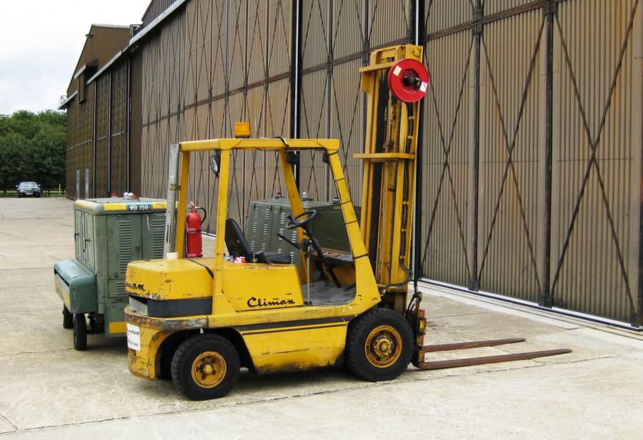 Forklift
