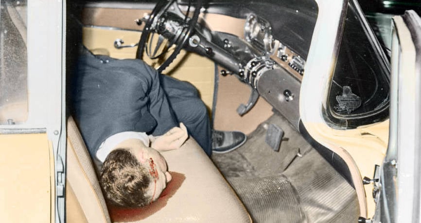 31 Vintage Crime Scene Photos Brought To Life In Stunning Color   Charles Gioe Dead Body 1 