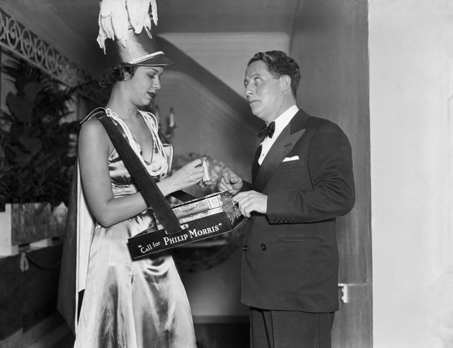 Glamour, Gangsters, And Racism 30 Photos Inside Harlem's Infamous