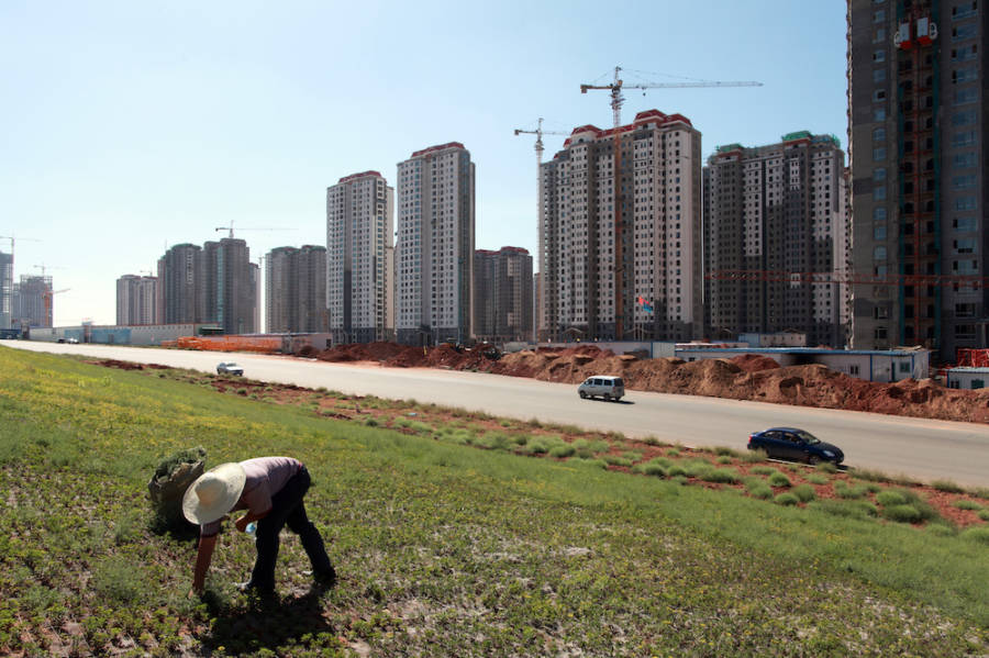 Inside The Ghost Cities Of China That Look Like A Futuristic Dystopia