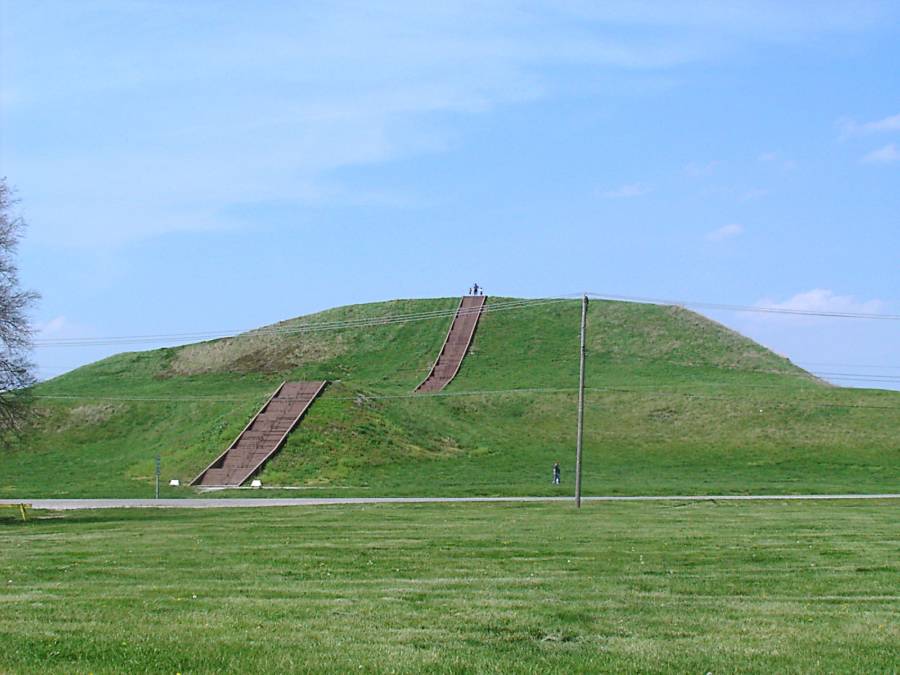 Monks Mound Photograph