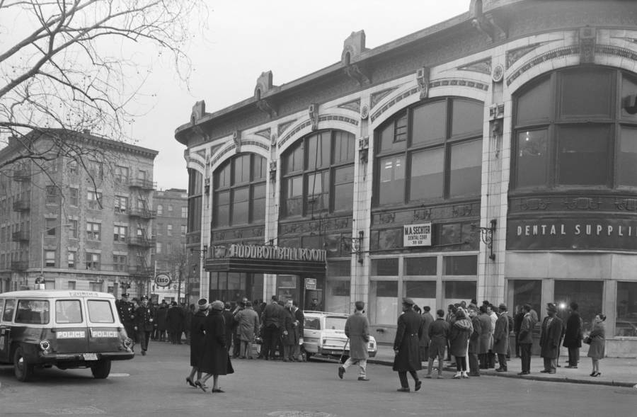 Natasha Malkon X Video - Malcolm X's Assassination In 33 Devastating Photos