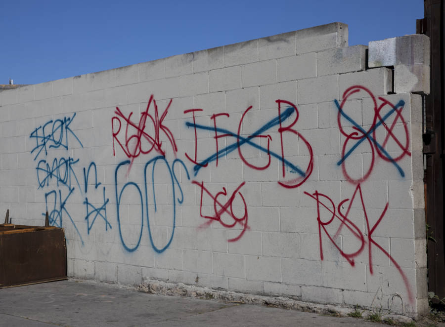 Gang Grafitti Blue And Red