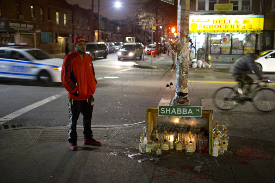 Membro dei Bloods di New York al Memorial