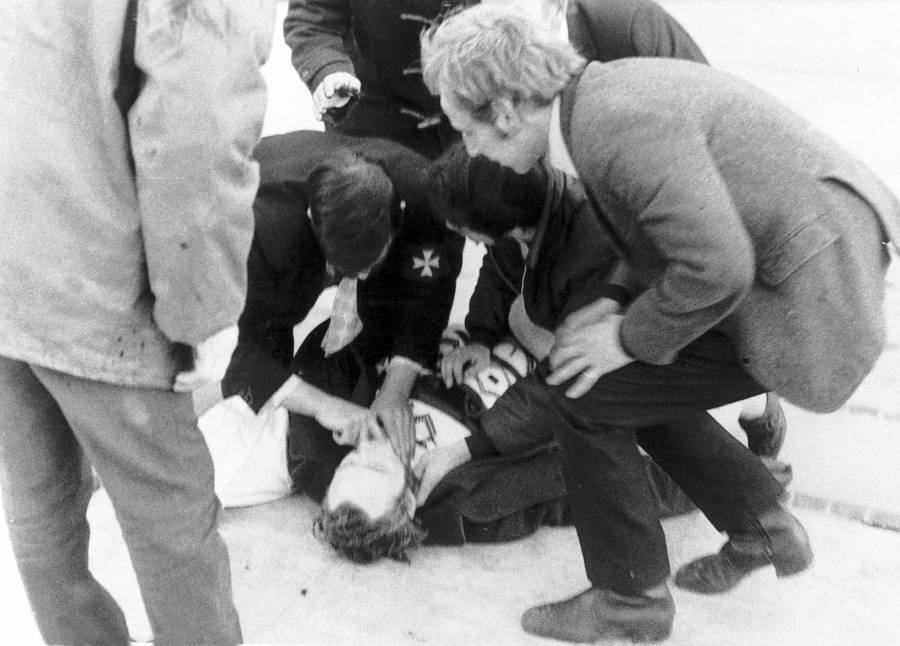 Bloody Sunday The Violent 1972 Clash In 33 Graphic Images