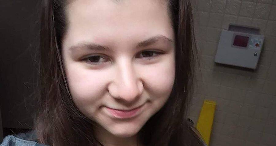 Alaskan Teen Murders Best Friend After Catfisher Promises Her 9M