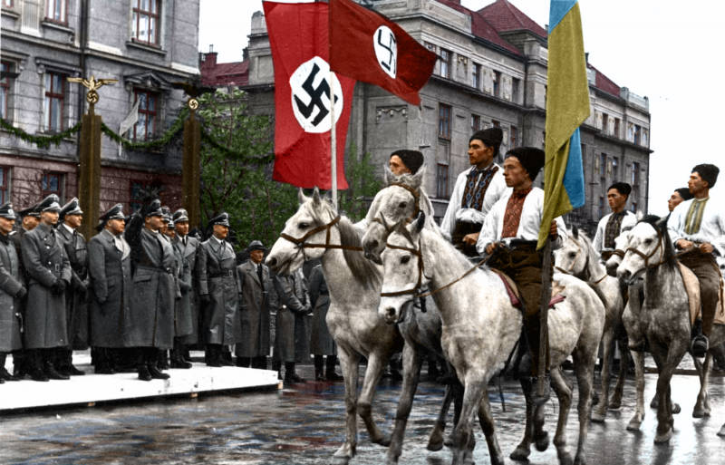 nazis-ride-horses-through-a-city-street.jpg