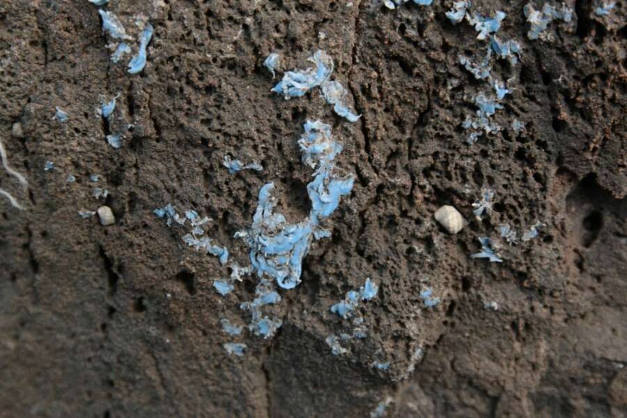 Plasticrust Rock Wall