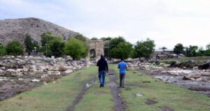 Archaeologists In Anavarza