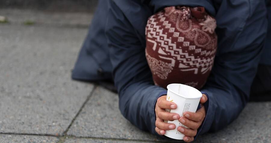 Swedish Town Becomes First In The Country To Require Begging Permits swedish-town-becomes-first-in-the-country-to-require-begging-permits
