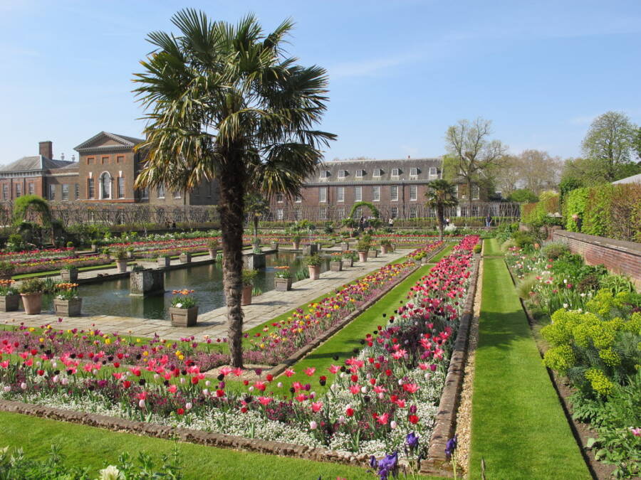 Sunken Garden At Kensington Palace