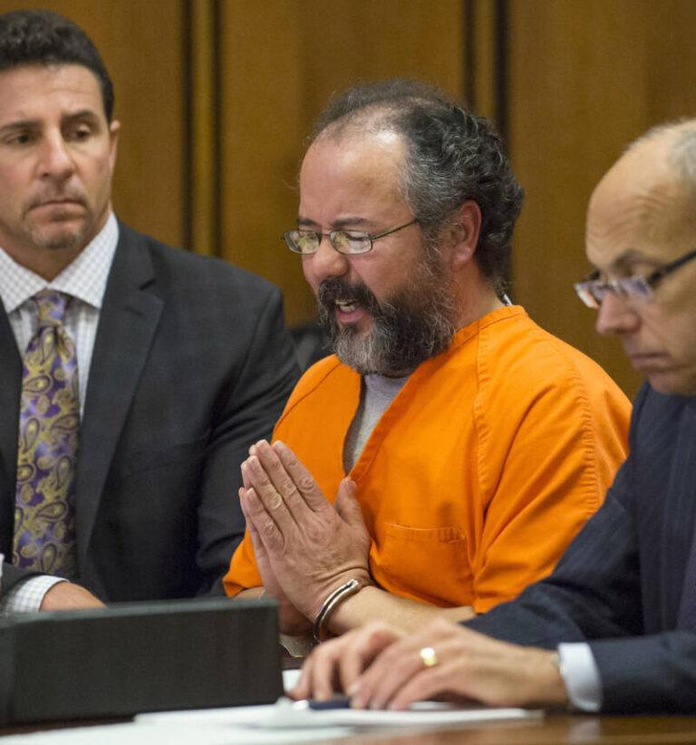 Ariel Castro And The Horrific Story Of The Cleveland Abduction 