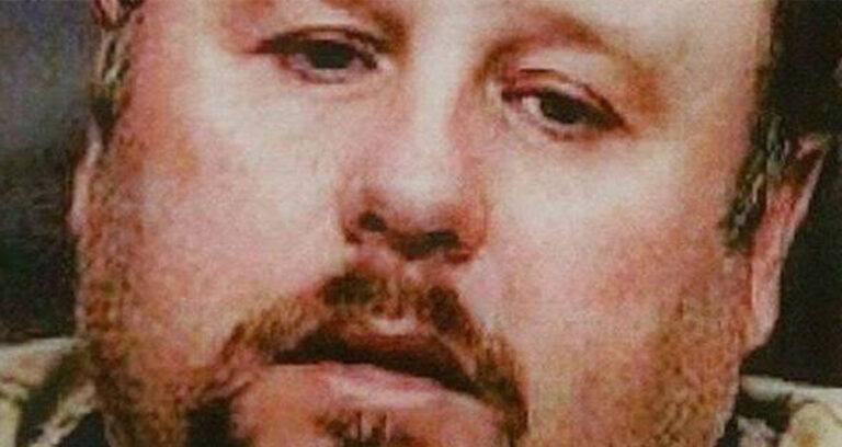 Dominique Closeup Featured