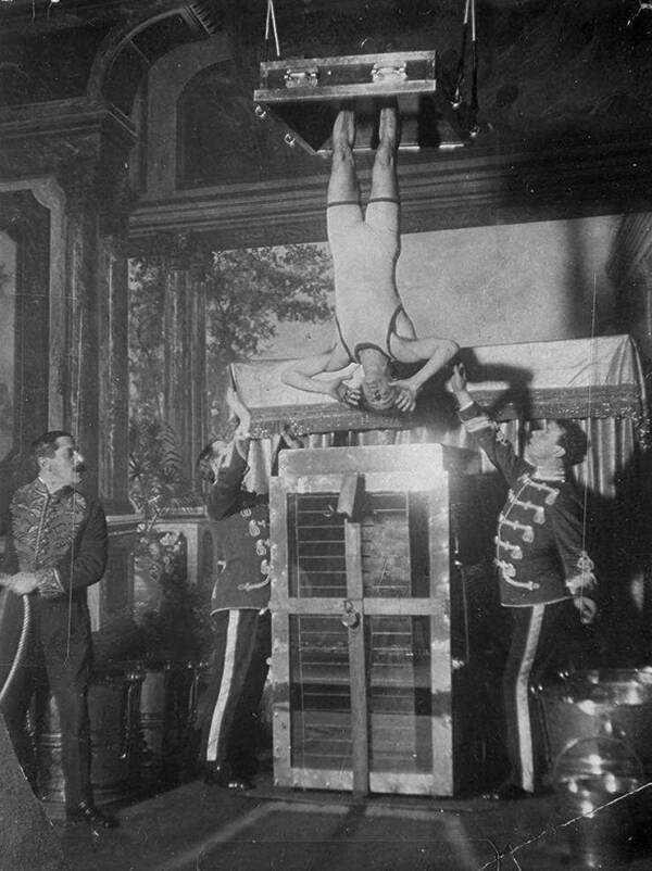 Harry Houdini Performing