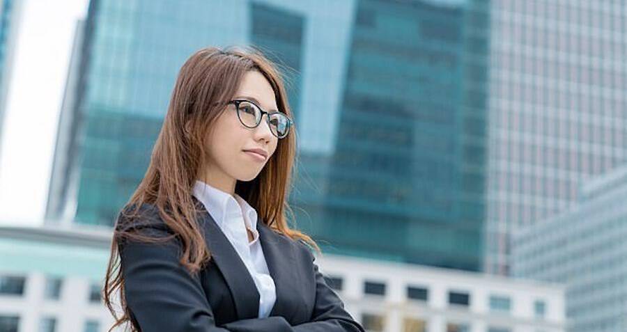 Sexist Japanese Dress Codes Spark Online Glassesban Movement