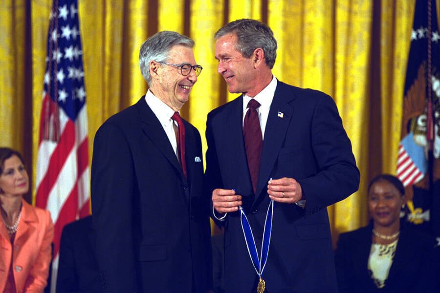 Mister Rogers Awarded Medal Of Freedom