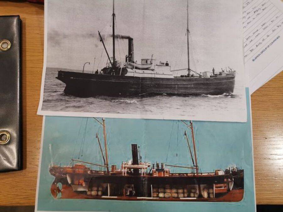 Photo And Illustration Of The Kyros