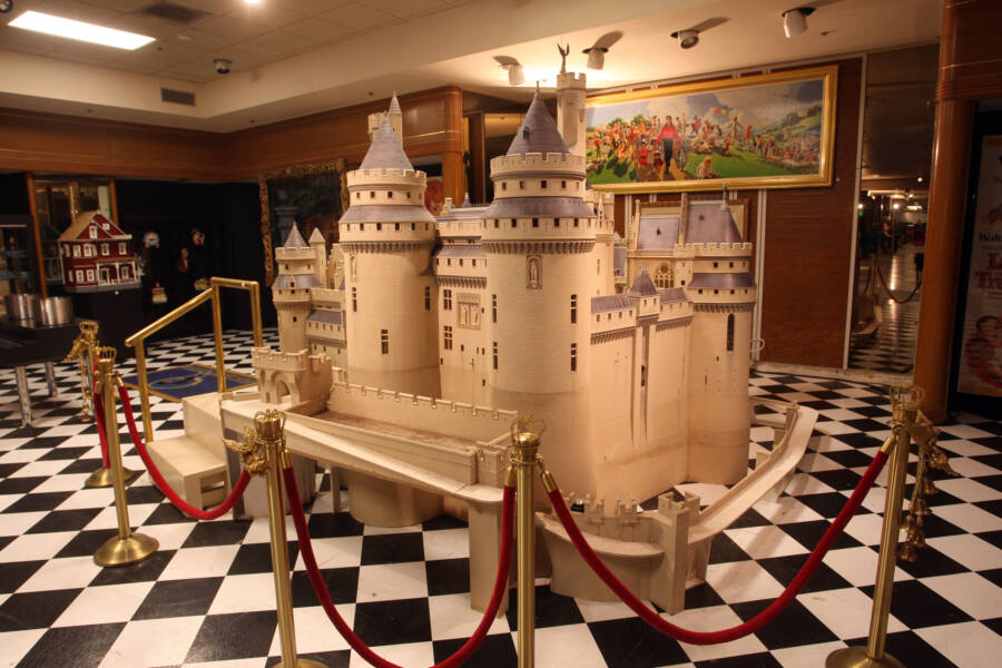 Castle Replica At Neverand Auction