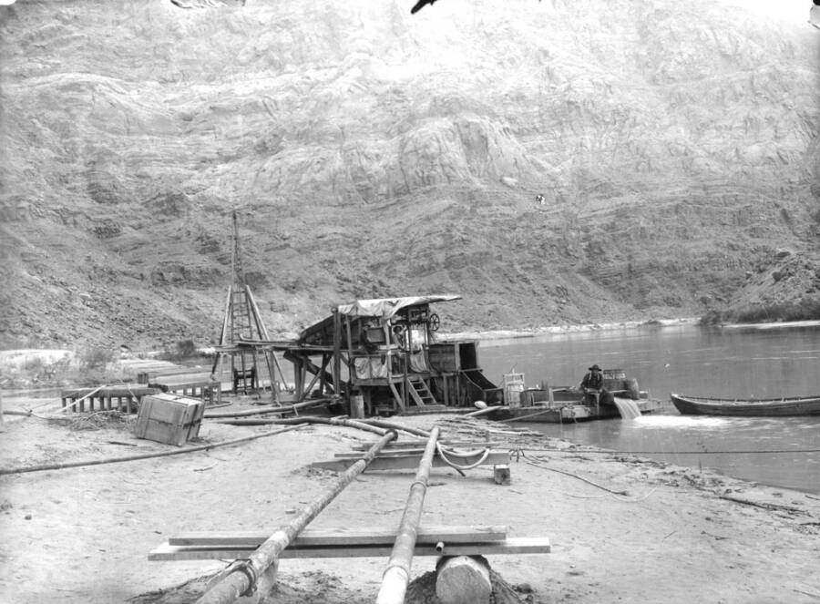Gold Dredge Mining Lees Ferry