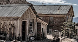 Derelict Cerro Gordo Cabins