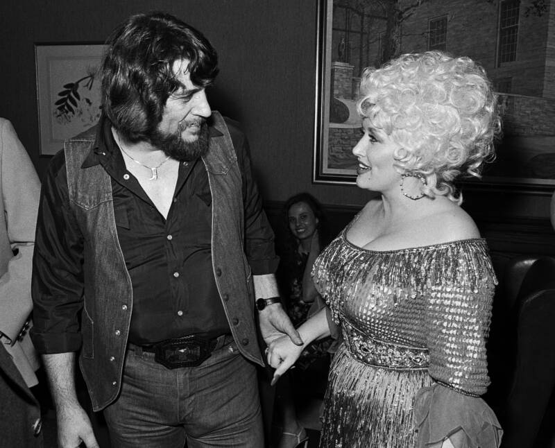 44 Pictures Of Dolly Parton's Life From Her Youth To The Present